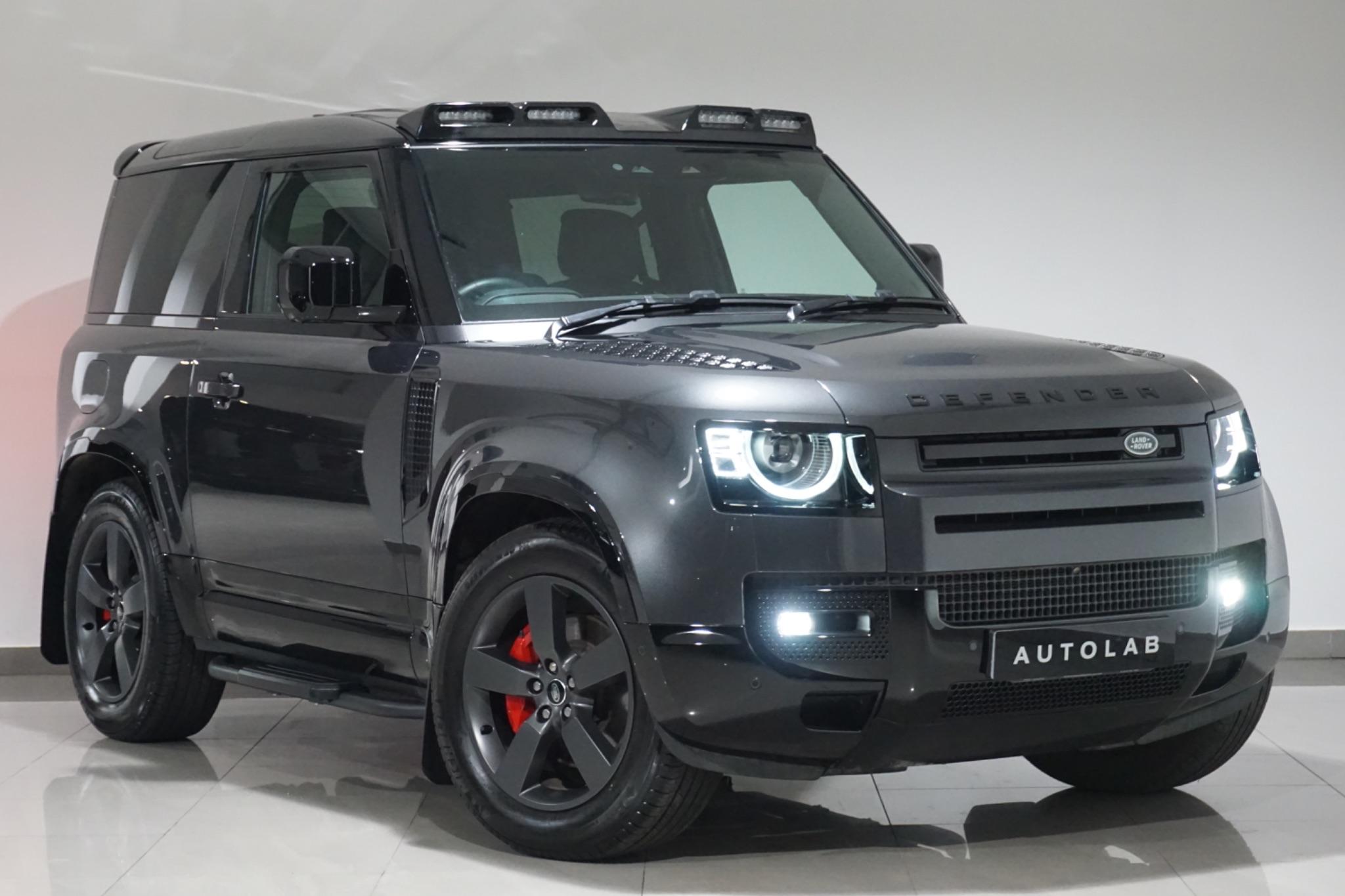 Land Rover Defender 90 3.0 D300 MHEV X-Dynamic HSE Hard Top SUV Auto 4WD SWB Euro 6 (s/s) 3dr
