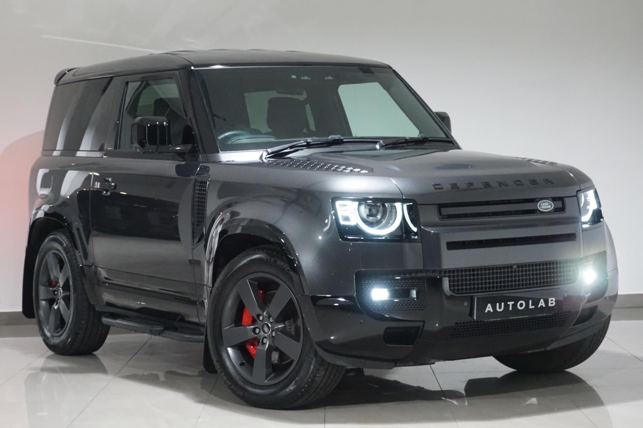 Land Rover Defender 90 3.0 D300 MHEV X-Dynamic HSE Hard Top SUV Auto 4WD SWB Euro 6 (s/s) 3dr