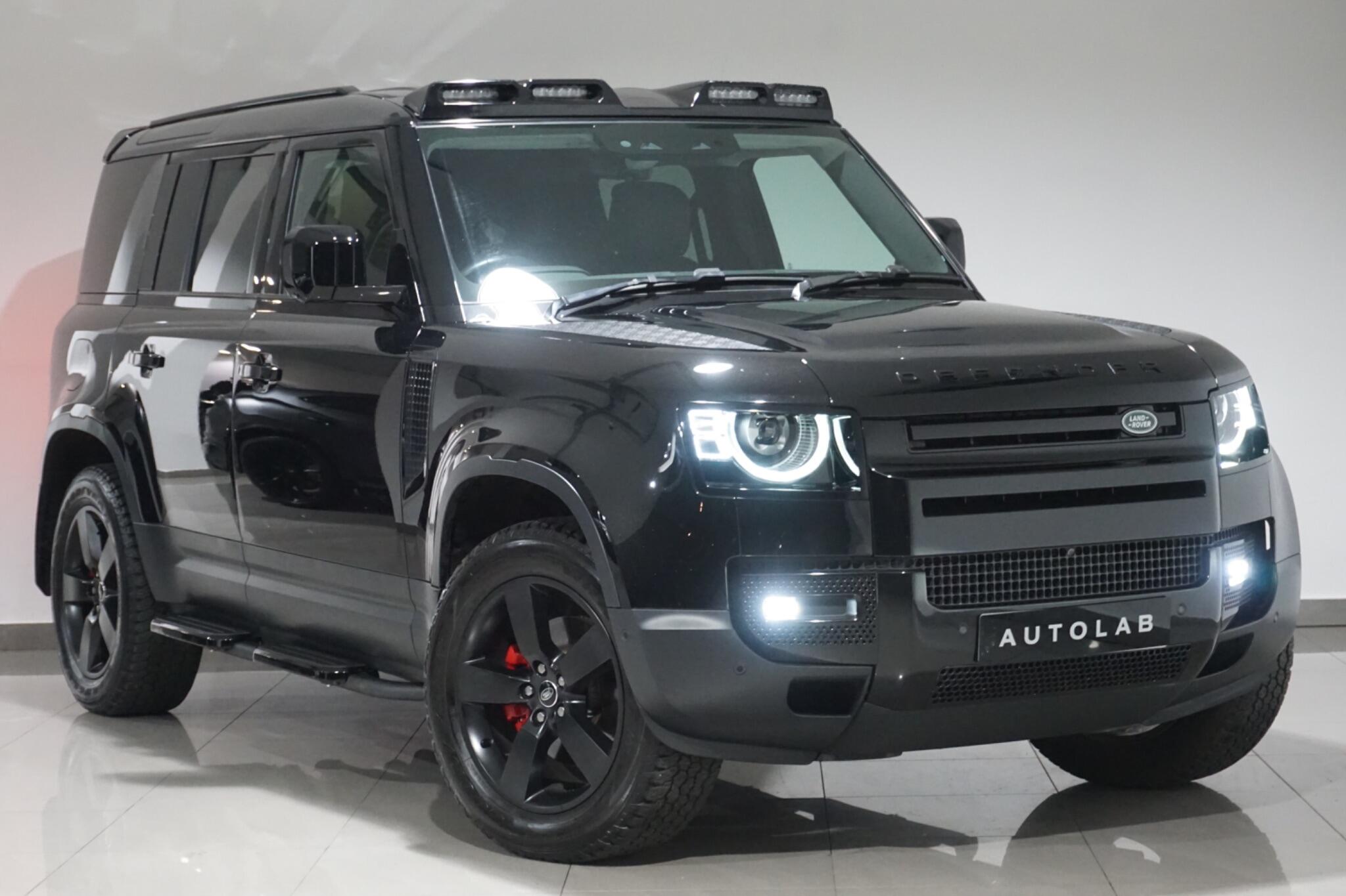 Land Rover Defender 110 3.0 D250 MHEV HSE Hard Top SUV 5dr Diesel Auto 4WD MWB Euro 6 (s/s) (250 ps)