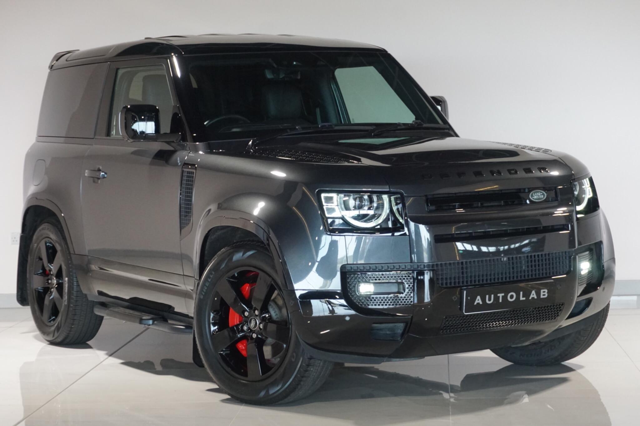 Land Rover Defender 90 3.0 D300 MHEV X-Dynamic HSE Hard Top SUV 3dr Diesel Auto 4WD SWB Euro 6 (s/s) (300 ps)