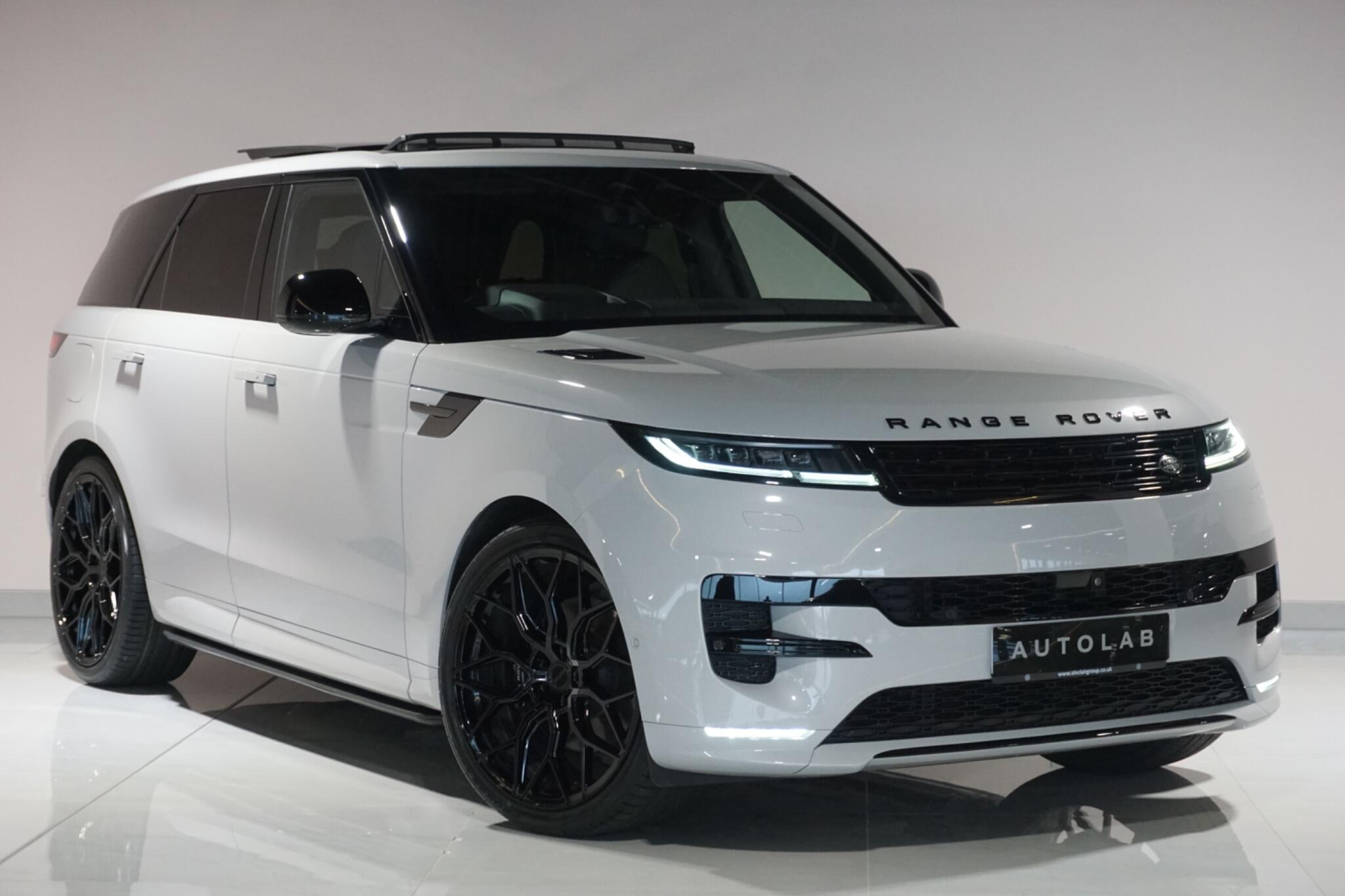 Land Rover Range Rover Sport 3.0 D300 MHEV Dynamic SE SUV 5dr Diesel Auto 4WD Euro 6 (s/s) (300 ps)