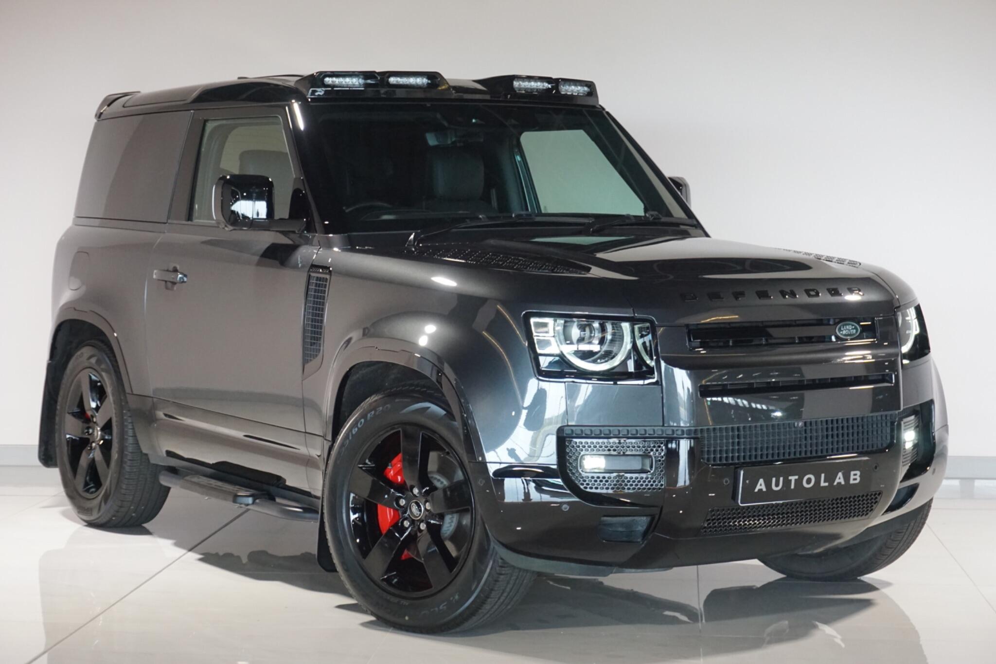 Land Rover Defender 90 3.0 D300 MHEV X-Dynamic HSE Hard Top SUV 3dr Diesel Auto 4WD SWB Euro 6 (s/s) (300 ps)