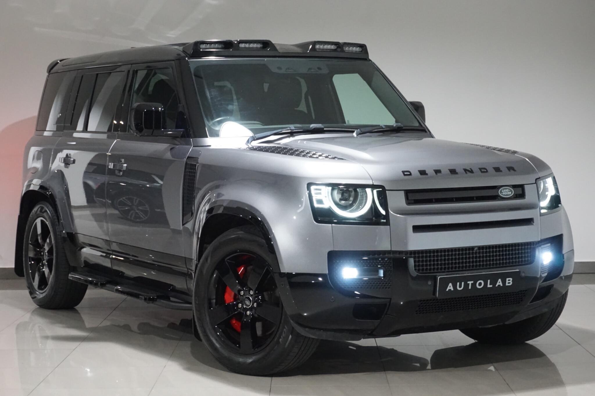 Land Rover Defender 110 3.0 D300 MHEV X-Dynamic SE SUV 5dr Diesel Auto 4WD Euro 6 (s/s) (300 ps)